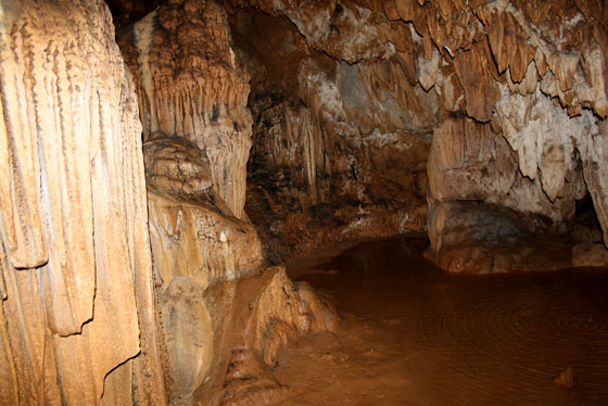 Cueva Tham Hoi
