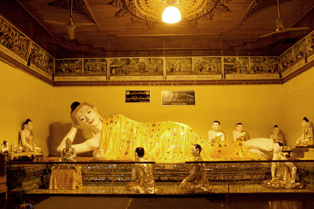 Buda reclinado , shwedagon Paya