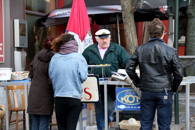 Vendedor de ostras en Les Marolles