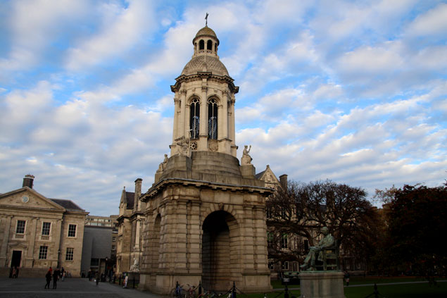 Plaza central del Trinity College