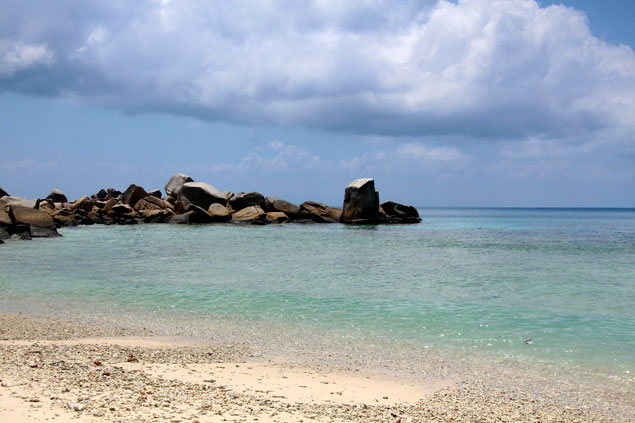 Playa desierta en islas Perhentian