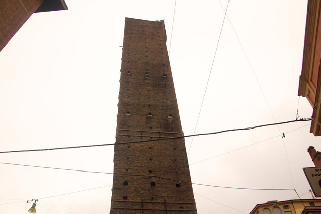 Torre Garisenda