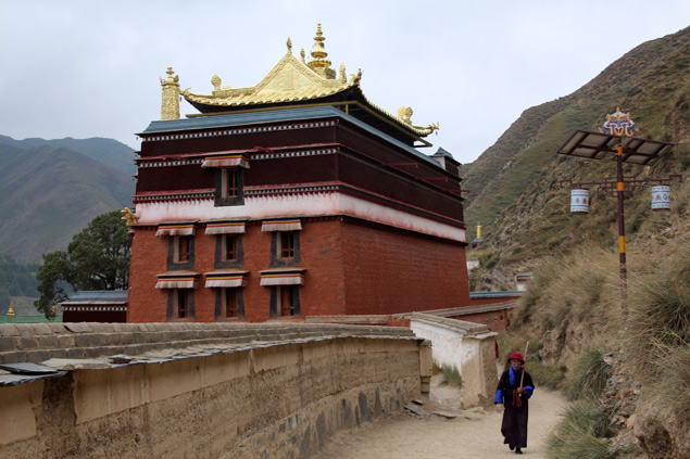 Kora , camino de peregrinaje en el Monasterio de Labrang