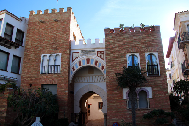 Una de las puertas de acceso al Roc de Sant Gaietà