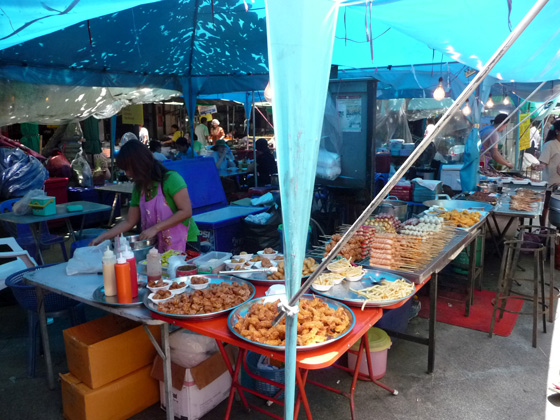 Curiosidades de Tailandia, comida callejera en todos sitios