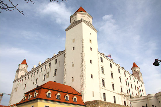 Castillo de Bratislava , joya local
