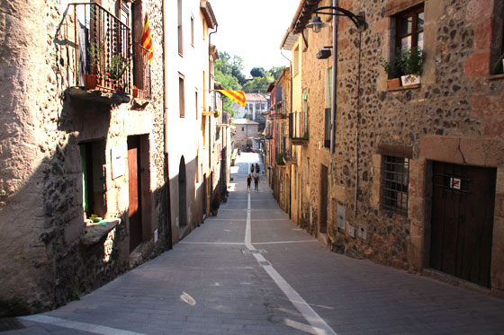 Santa Pau La Garrotxa , calles del municipio