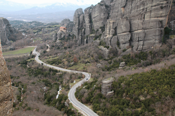 Ruta por Grecia , carreteras de Meteora