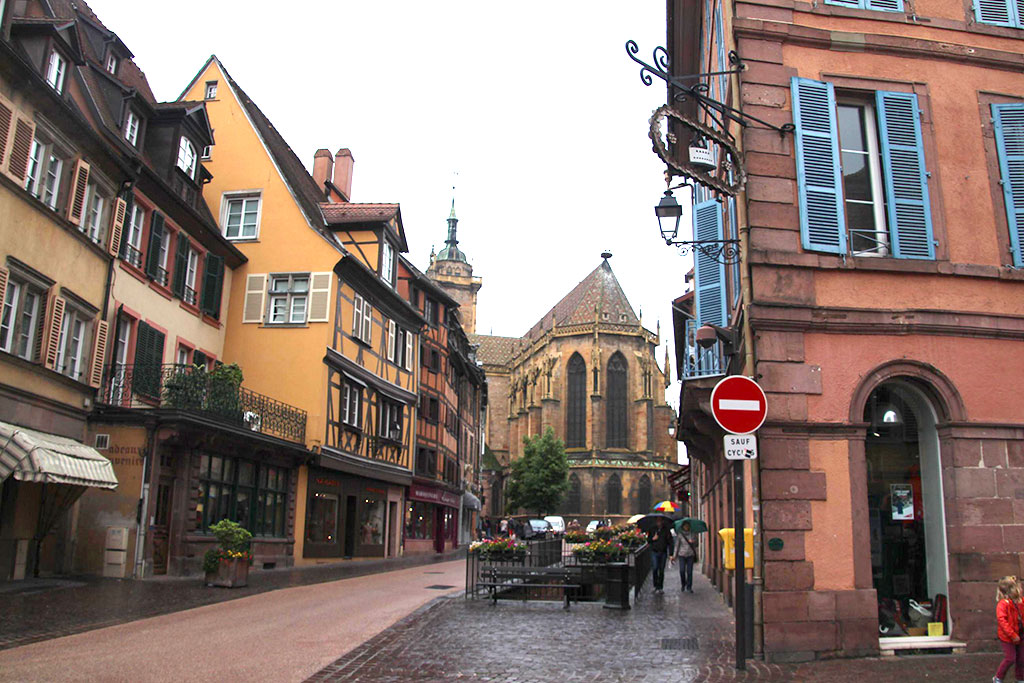 colmar travis
