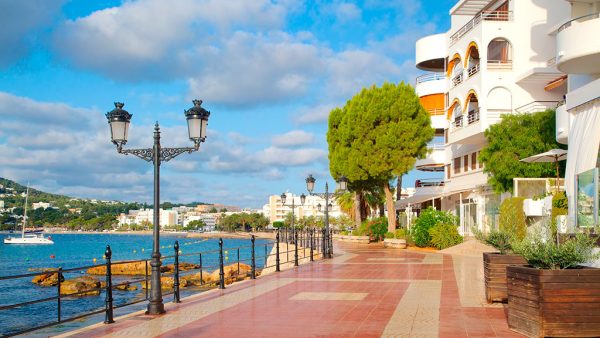 Descubre Santa Eulalia Ibiza